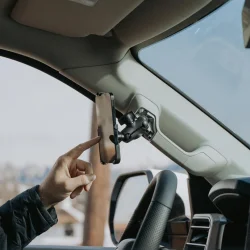 RAM Mounts Form-Fit Holder til Apple iPhone 15 Pro Max