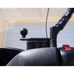 RAM Mounts B-kugle monteringsbase til bremsevske reservoir